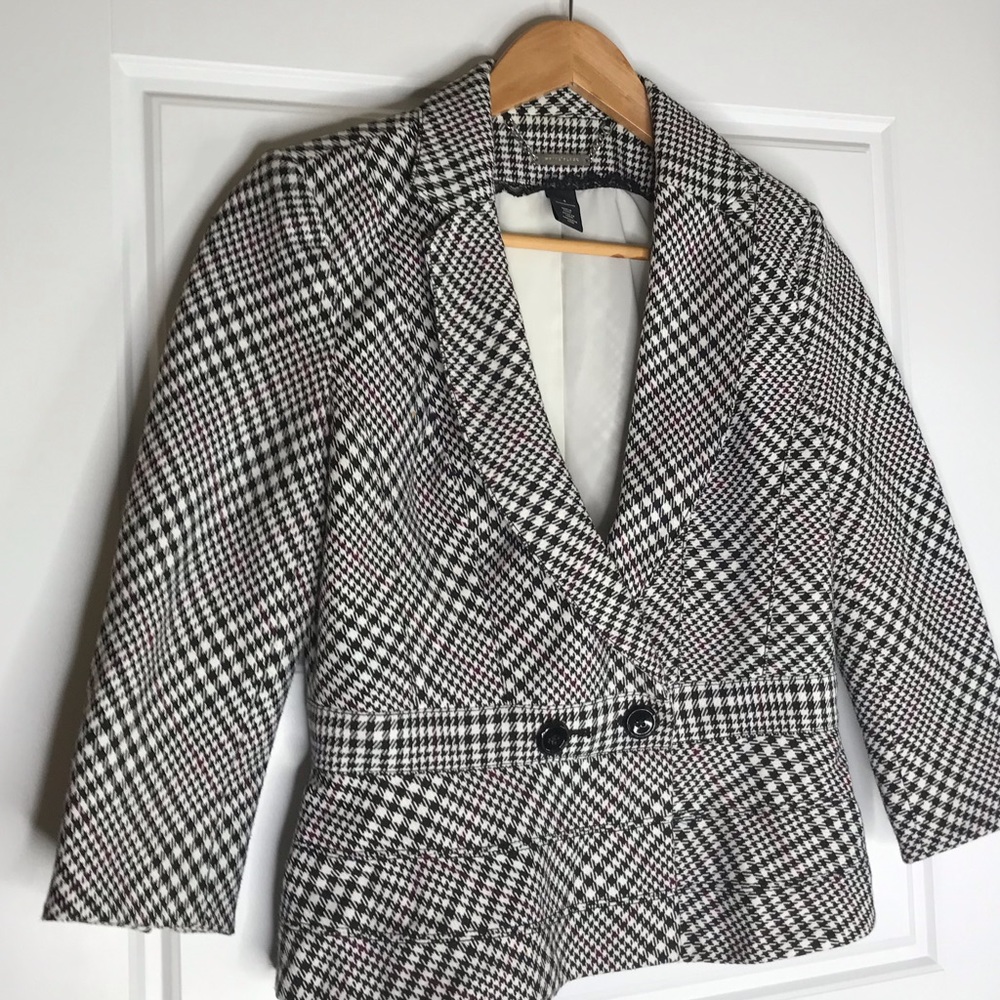 Black, white, and maroon blazer